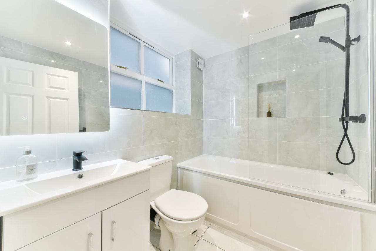 Amazing 2 Bed Apartment Clapham North London Kültér fotó
